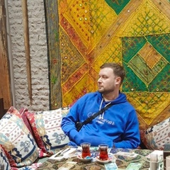 Макс Кастенко, 36 лет