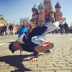 Саня Бакс, Луганск