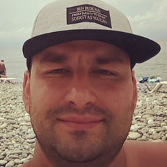 Roberto Ханнанов, 37 лет