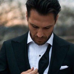 Саша Попов, 33 года