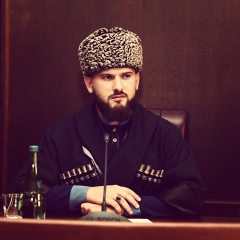 Mansur Sheikh-Chechen, Москва