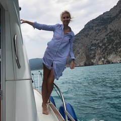 Анна Иванова