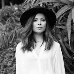 Miranda Cosgrove, 32 года