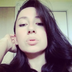 Mira Uridia, 42 года