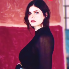 Alexandra Daddario