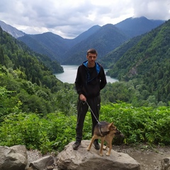 Алмасхан Зарандия, 37 лет