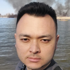 Александр Пак