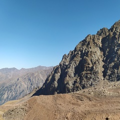 Yenglik Kemel, Алматы