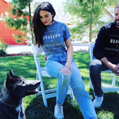 Crystal Reed, 40 лет