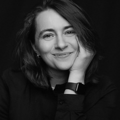 Светлана Толстая, Санкт-Петербург