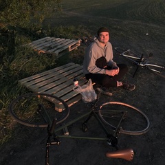 Алексей Леонтьев