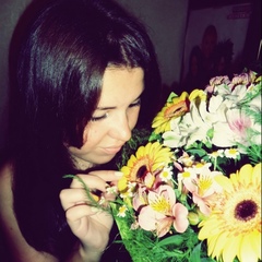 Julia Alsina, 33 года