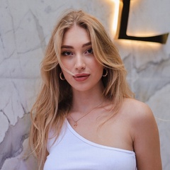 Анна Лис, 27 лет