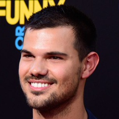 Taylor Lautner, 32 года, Los Angeles