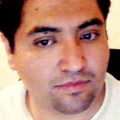 Salvador Parra, 48 лет