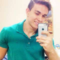 Lucas Botelho, 31 год