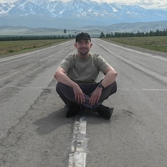 Денис Хачханов