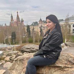 Азнив Есаян, Москва