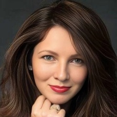 Олечка Стоянова, Калининград