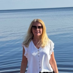 Юлия Фролова, Санкт-Петербург