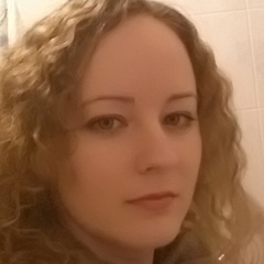Анна Коломиец