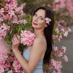 Елена Энютина, Энгельс