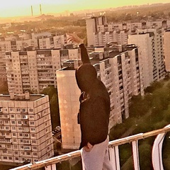 Женя Вихров