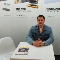 Александр Мирошников, 38 лет
