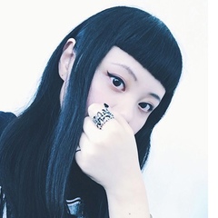 Vivian Moon