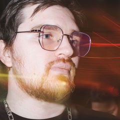 Михаил Василенко, 34 года