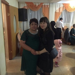 Асем Бидахмет, 19 лет