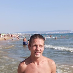 Андрей Огонек, 37 лет