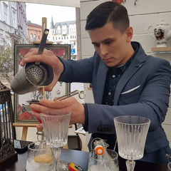 Викторс Матвеевс, 32 года, Рига