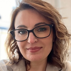 Елена Леонтьева